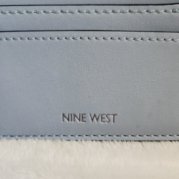 Nine West Leather Aqua Light Baby Blue Card Cash Case Wallet - Picture 2 of 8